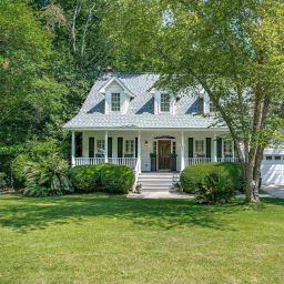 122 Misty Oaks Court