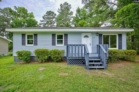 516 Crane Church Road pending home in Lincolnshire, Columbia, SC