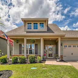 517 Verona Way