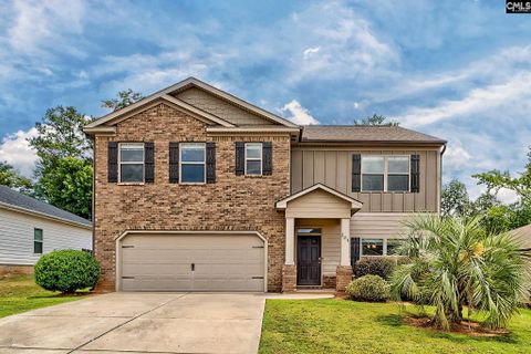 205 Village View Way pending home in Village Green Estates, Lexington, SC