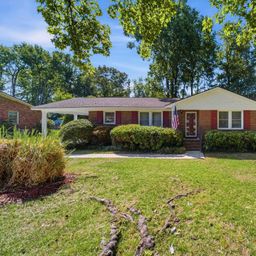 918 Fairwood Drive
