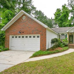 104 Fawn Court