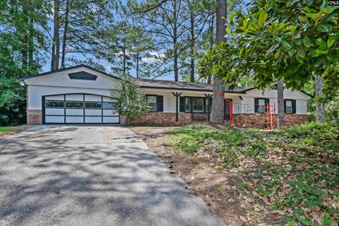 818 Kingsbridge Road active home in Gardendale, Columbia, SC