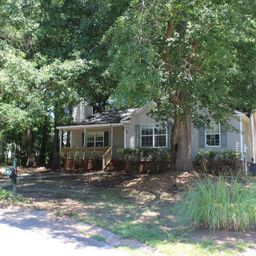 14 Holliston Court