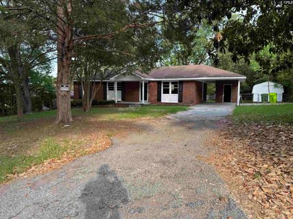 2122 Morninglo Lane active home in Woodfield Park, Columbia, SC