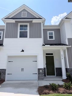 2003 Armada Road pending home in Victorywoods Townhomes, Columbia, SC