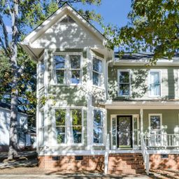 100 Mallard Lakes Court