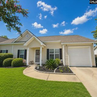 Homes in Avebury, Columbia