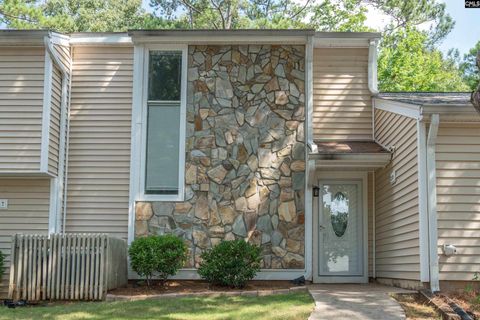 219 Mariners Row active home in Yacht Cove, Columbia, SC