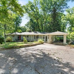 1443 Saluda River Drive
