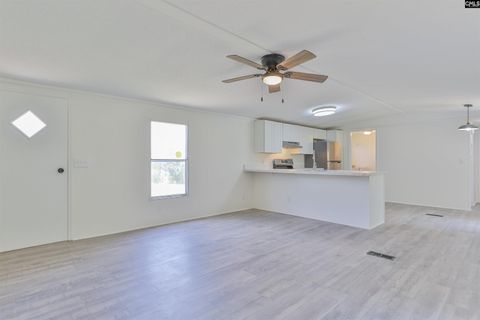 211 Federal Lane