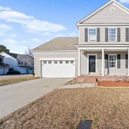 492 Denman Loop