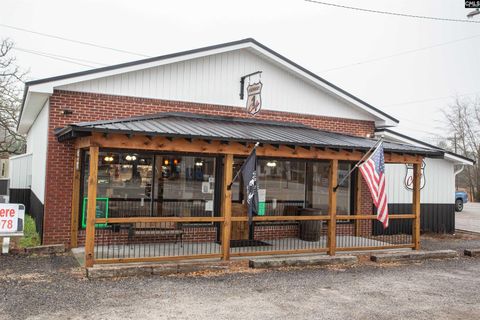 2587 N Highway 1