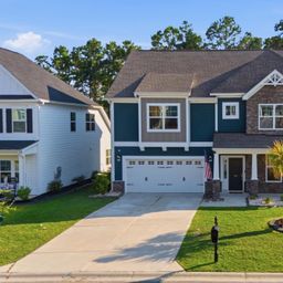 372 Harbour Pointe Drive
