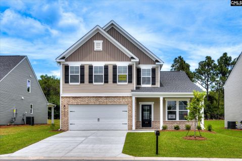 289 Summer Orchard Drive active home in Summer Orchard, Lexington, SC
