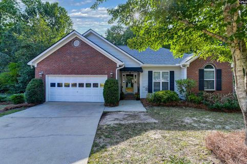 222 Red Leaf Court pending home in Golden Pond, Lexington, SC