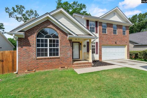 114 Kingston Forest Drive active home in Kingston Forest, Irmo, SC