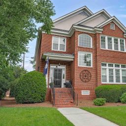 185 Alexander Circle