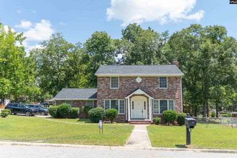 7901 Tradd Street active home in Charlestowne, Columbia, SC