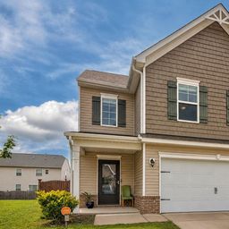 1122 Grey Pine Drive