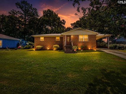 1512 Hollingshed Road