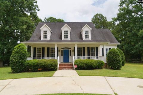 421 Dutchman Shores Circle