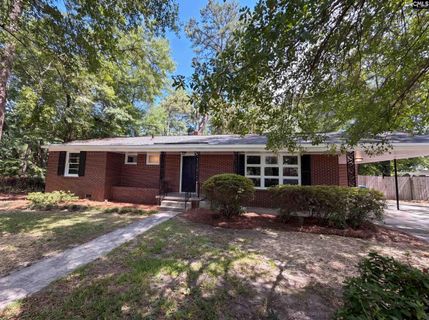 1425 Hollyberry Lane