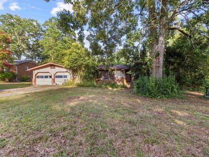 642 Old Friars Road pending home in Whitehall, Columbia, SC