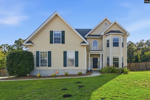 208 Timber Chase Court active home in Manors At White Knoll, Lexington, SC