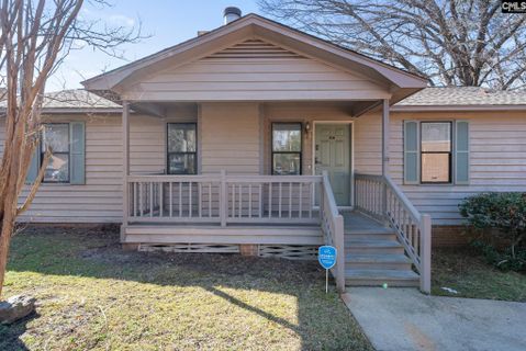 37 Canterbury Court