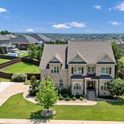717 Broad Leaf Drive