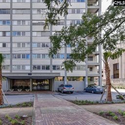 1520 Senate Street 18E