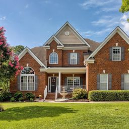 413 Upper Forest Lane