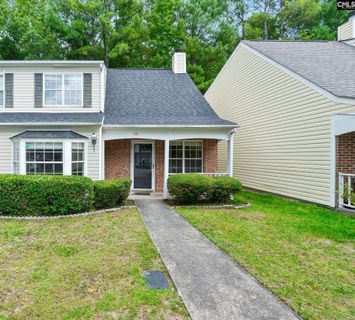 1151 Cloister Place active home in Lamplighter Village, Columbia, SC