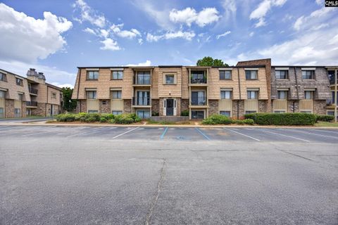 1409 Old Manor Road active home in Briargate, Columbia, SC