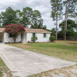 105 Wood Court