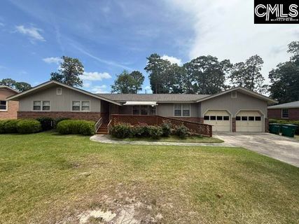117 Pine Lane active home in Edenwood, Cayce, SC