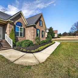 116 Renard Way
