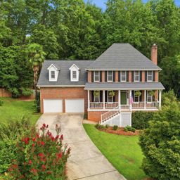 808 Treeslope Court