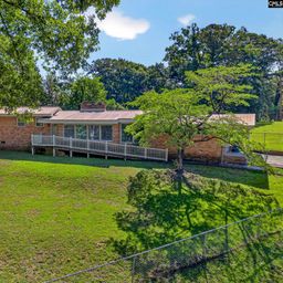 1520 Redwood Drive