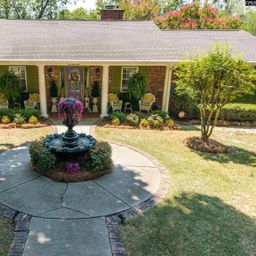 228 E Nottingham Road