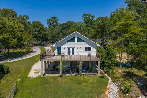 205 Lakewood Drive active home in Lakewood Estates, Chapin, SC