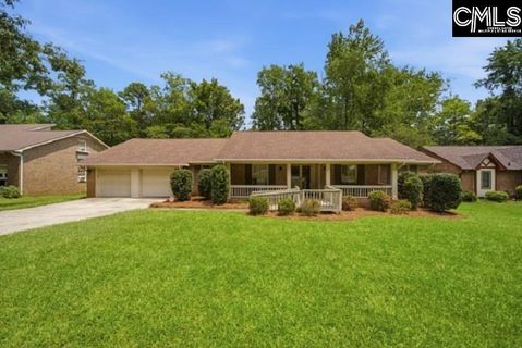 1723 Willow Creek Drive active home in Murraywood, Columbia, SC