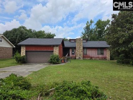 302 Shadowfield Drive active home in Laurel Meadows, West Columbia, SC