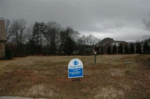18 Sudbury Place sold home in Glen Abbey, Greer, SC