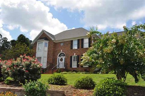 105 Ledgewood Way