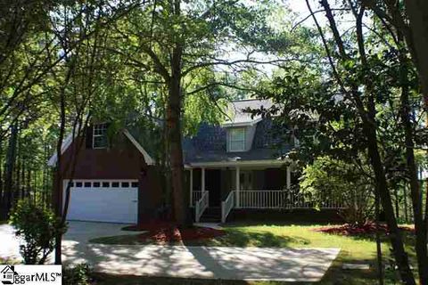 115 Lake Robinson Pointe sold home in Lake Robinson Pointe, Greer, SC