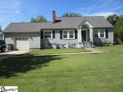 7 Shamrock Lane sold home in Piedmont Park, Greenville, SC