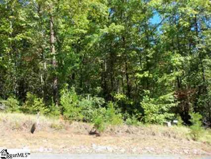 312 Woodmere Dr