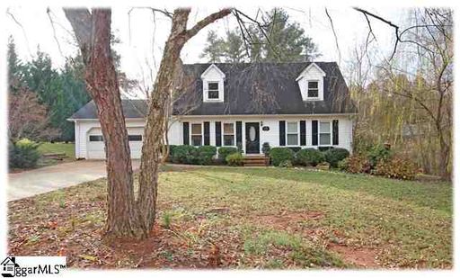 201 Heatherwood Dr